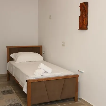Mishel Hotel